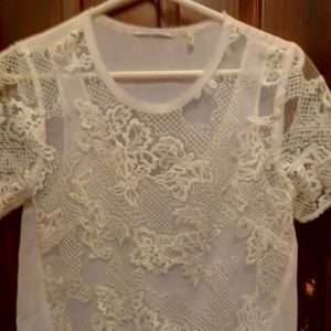 WHITE LACE TOP